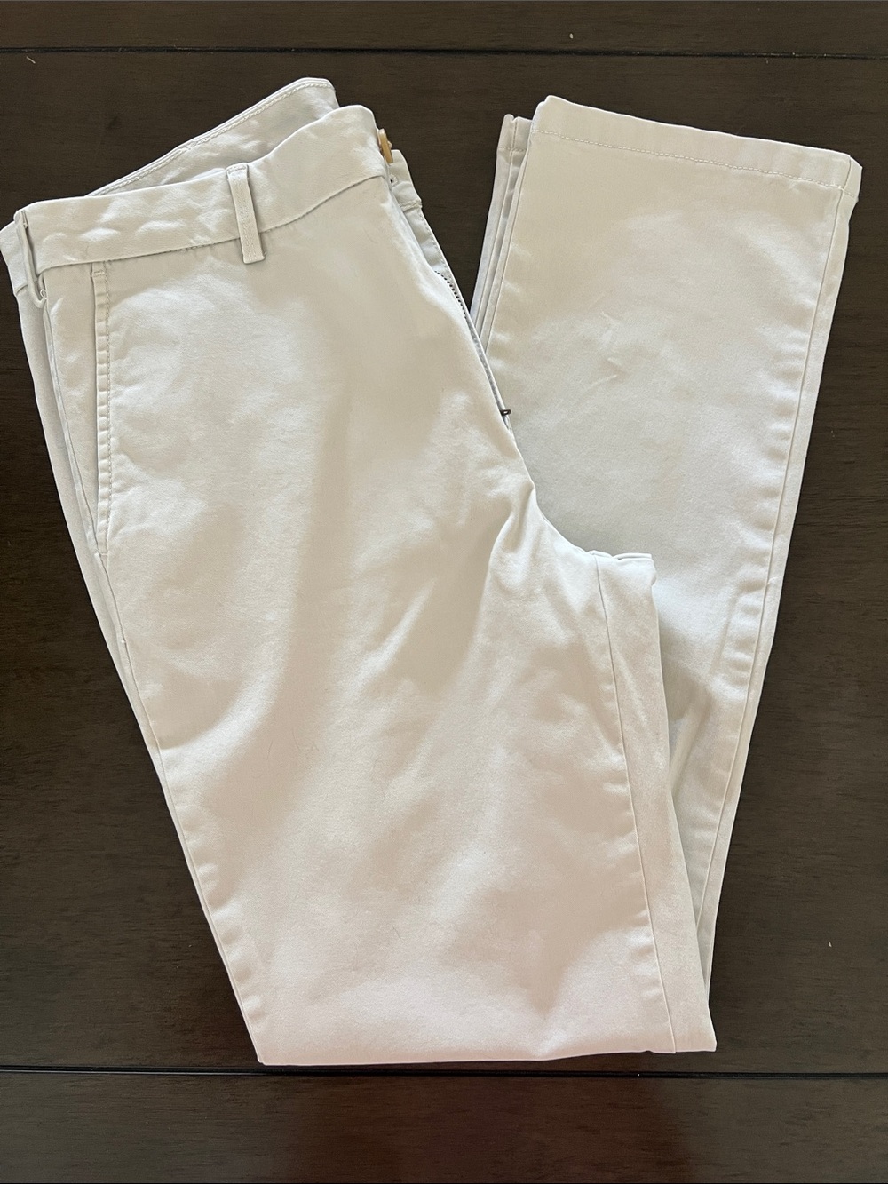 NWOT Izod Saltwater Men's Stretch Chino Pants, 33x32 straight